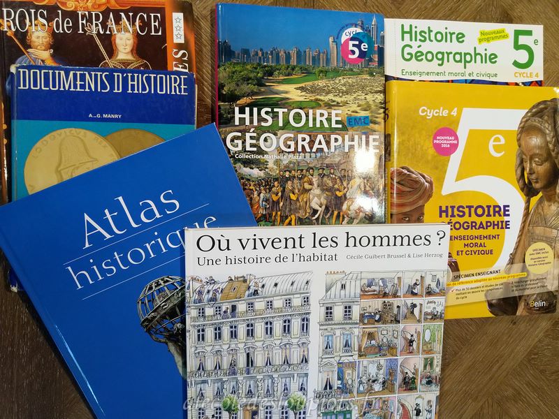 Nos manuels pour la 5ème en IEF | A l'école des loupiots